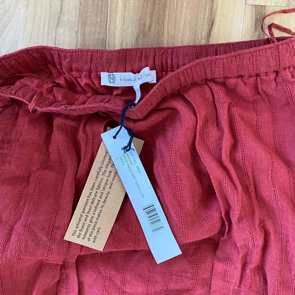 BNWT House of Harlow 1960 maxi skirt ♥️